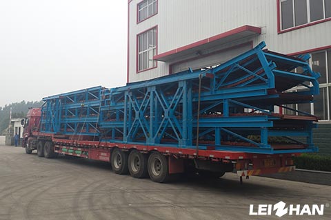 chain-conveyor-used-in-paper-pulping-line